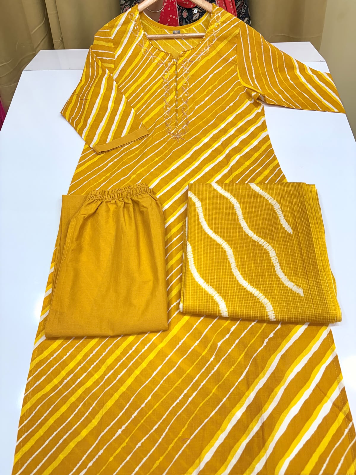 THE NEW LEHERIYA KURTI SET (Ds. No - PCC1072)